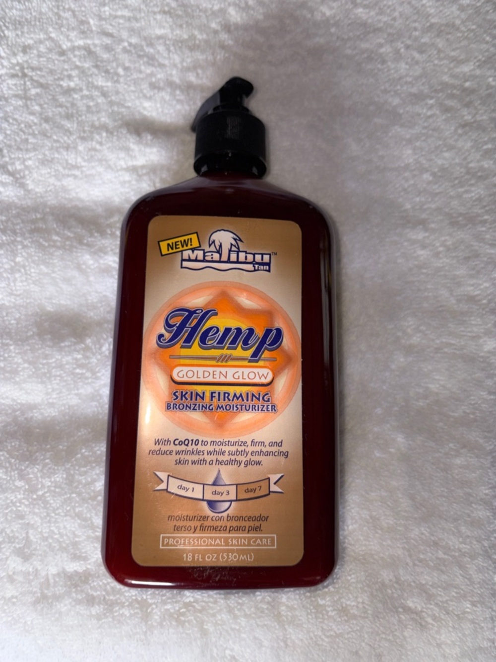 Malibu Hemp Golden Glow Skin Firming Bronzing Moisturizer - Brown, Gold, Black